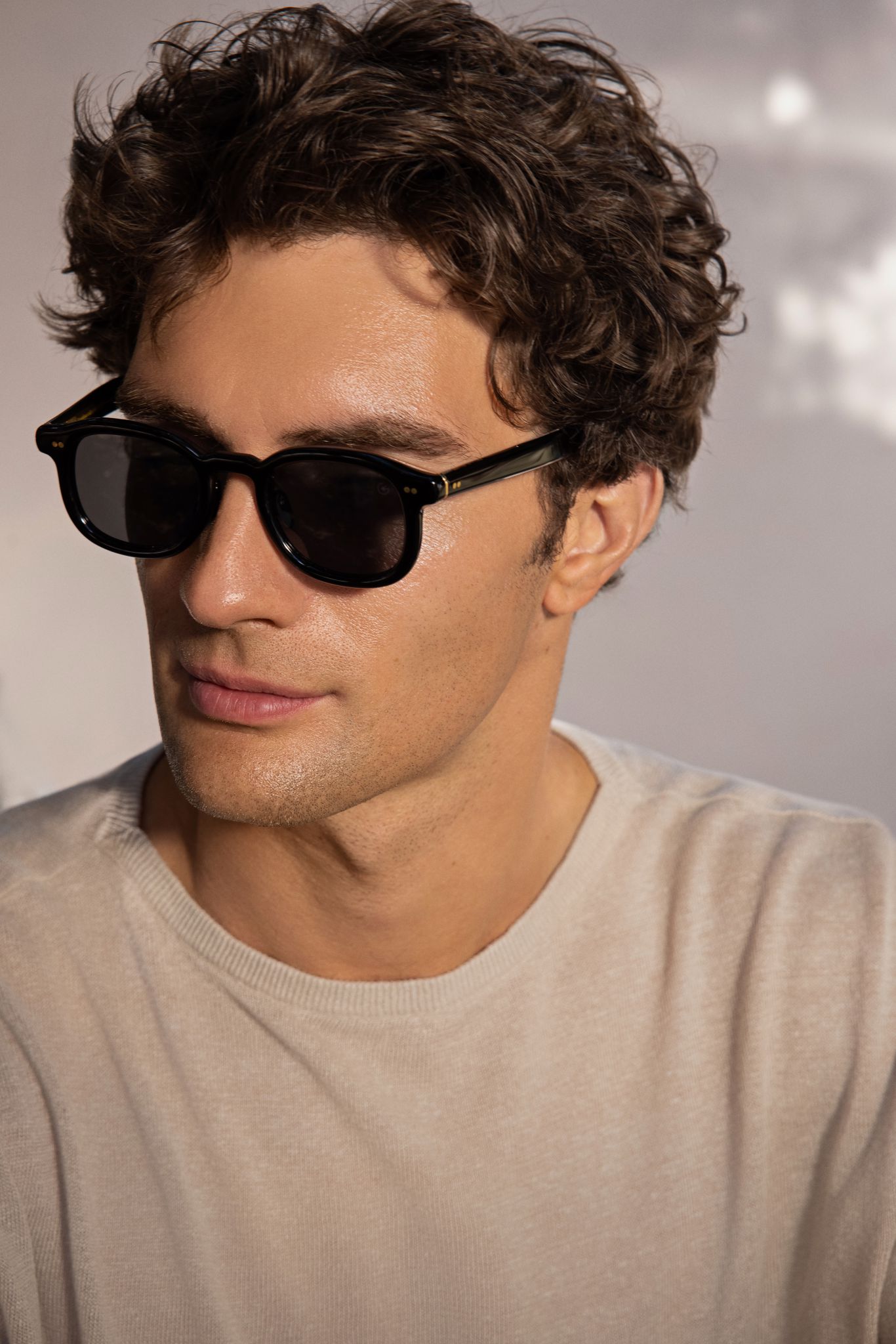 Everest Black