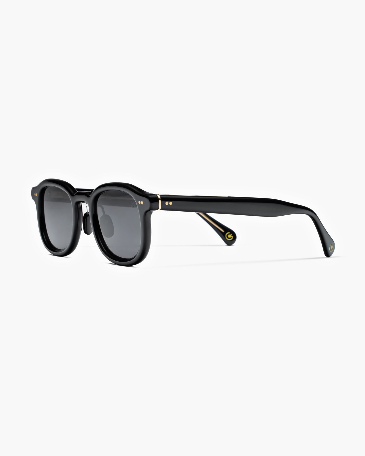 Everest Black