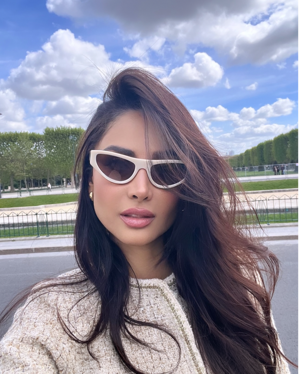Eiffel Milky