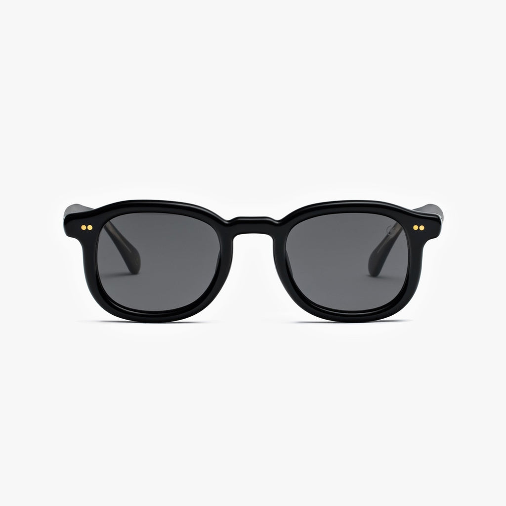 Everest Black