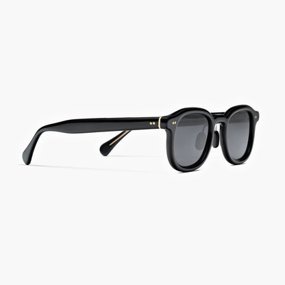 Everest Black
